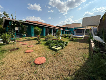 Casa em Condomnio para Aluguel
